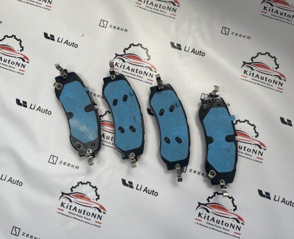 Тормозные колодки передние Lixiang L7/L8/L9